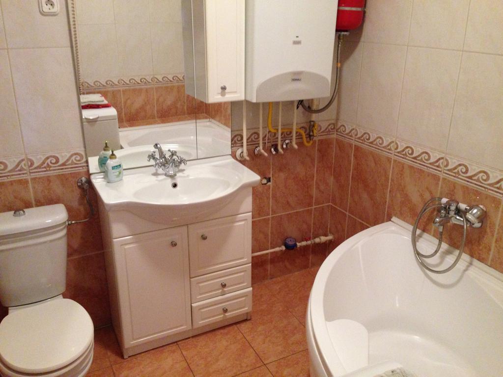 Kristaly Apartman Егер Екстериор снимка